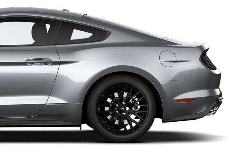 Ford Mustang Fastback 5.0 V8 450 GT Custom 2